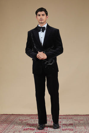 Midnight Noir Velvet Blazer
