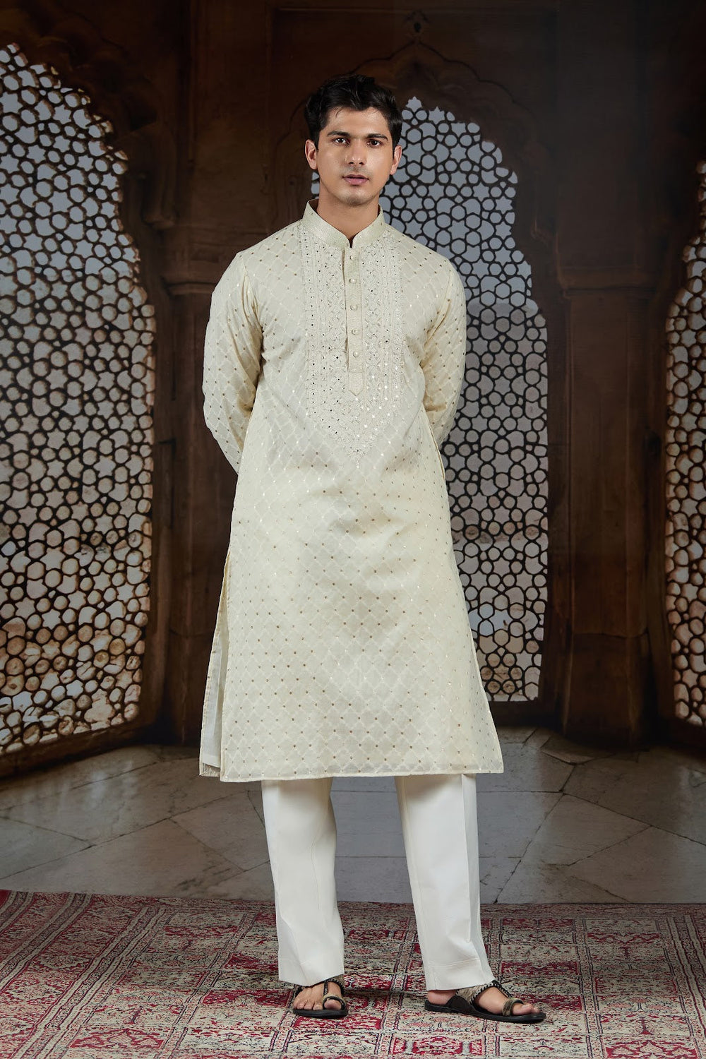 Sitara Saaz Kurta Set