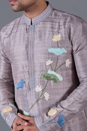 Mehfil-e-Aab Kurta