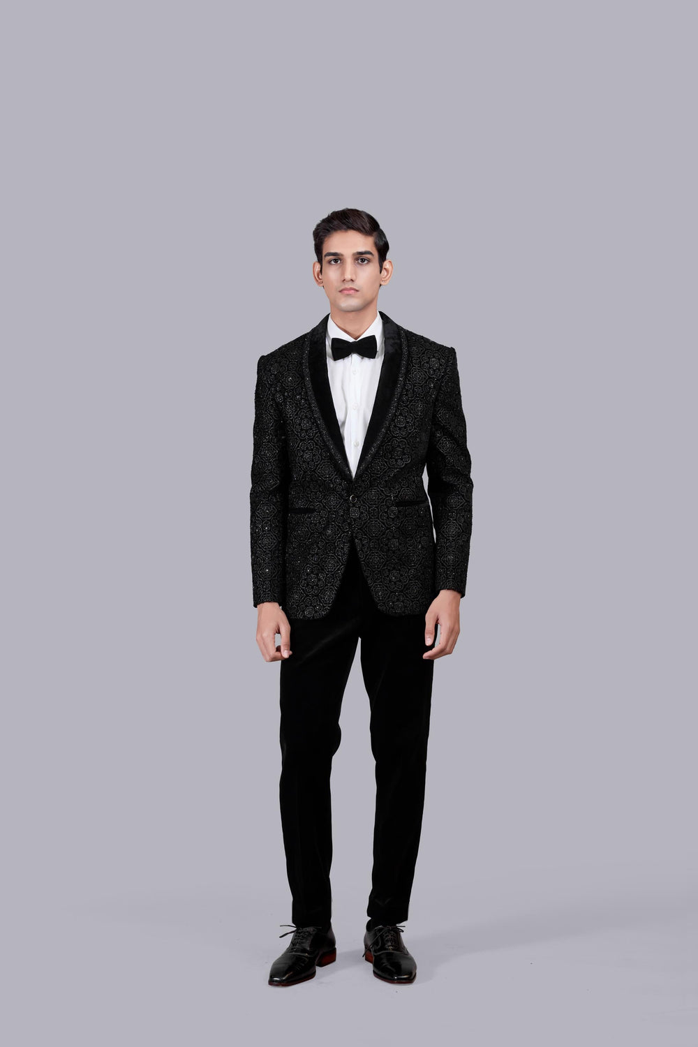 BLACK ITALIAN COTTON VELVET ZARI WORK SUIT