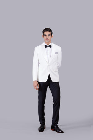 WHITE ITALIAN CREPE PLAIN SUIT