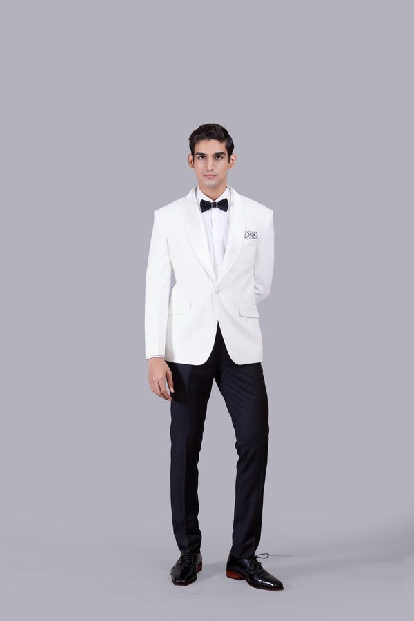 WHITE ITALIAN CREPE PLAIN SUIT
