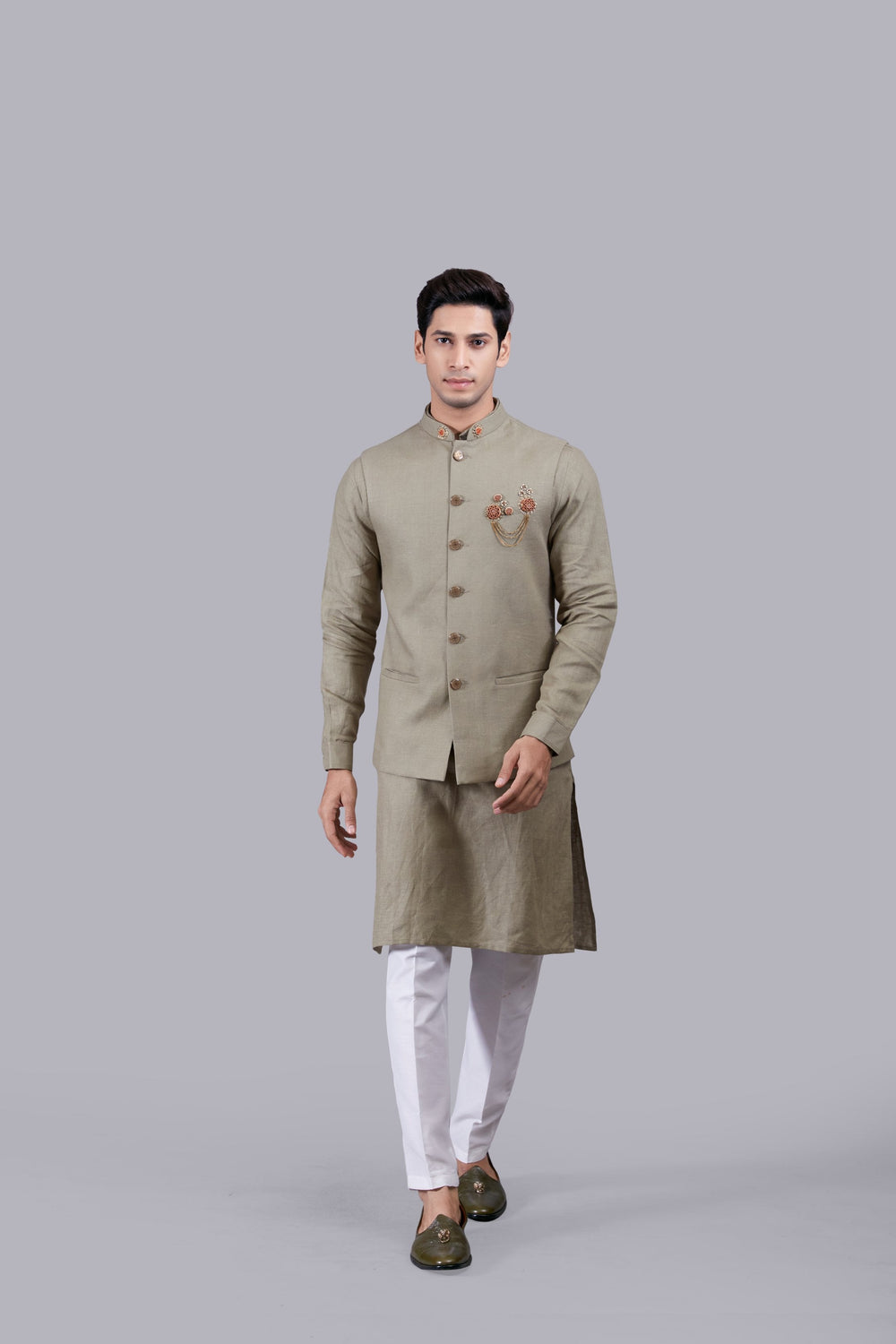 PISTACHIO LINEN WOODEN BROOCH BUNDI SET